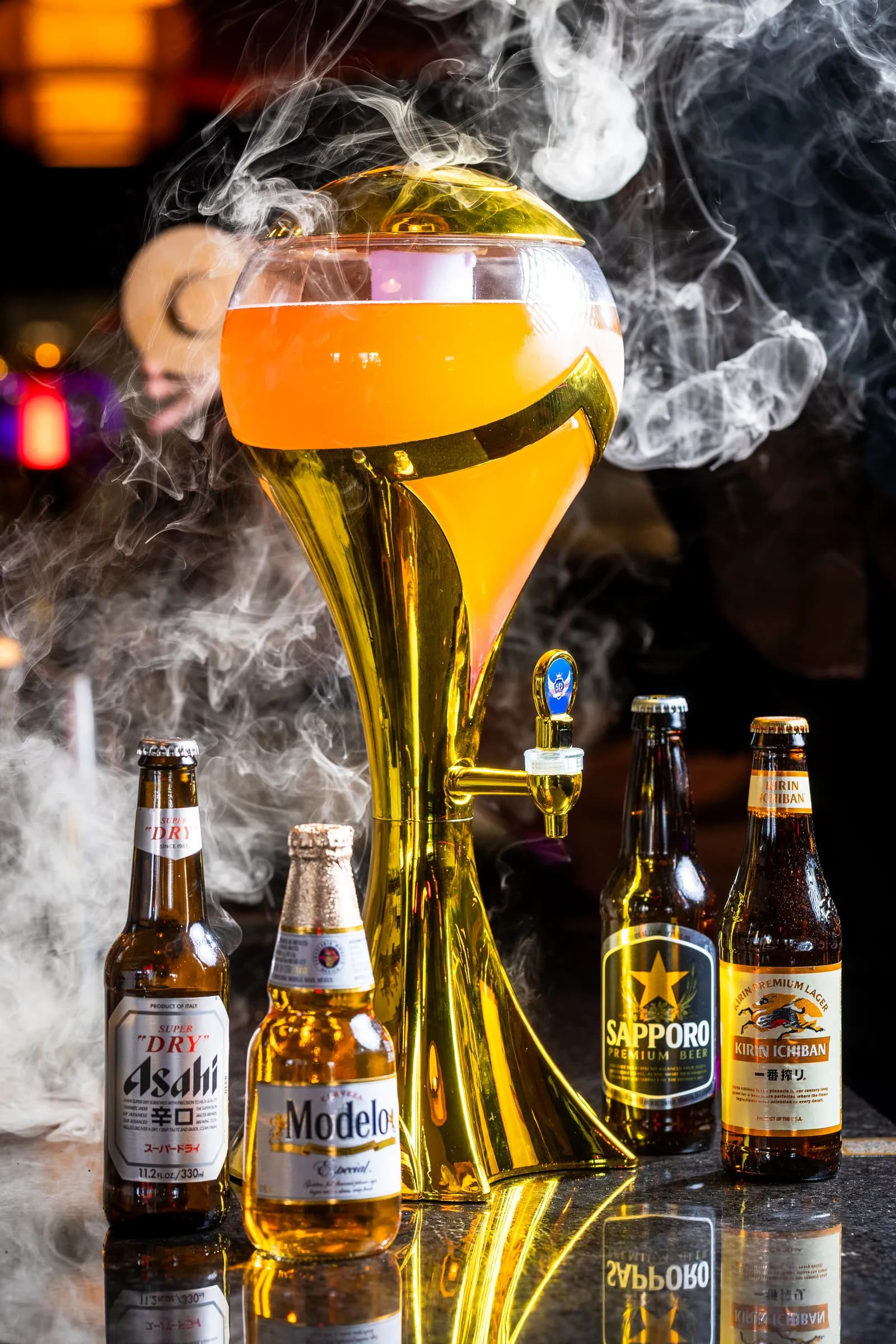 Kauboi smoking beer tower